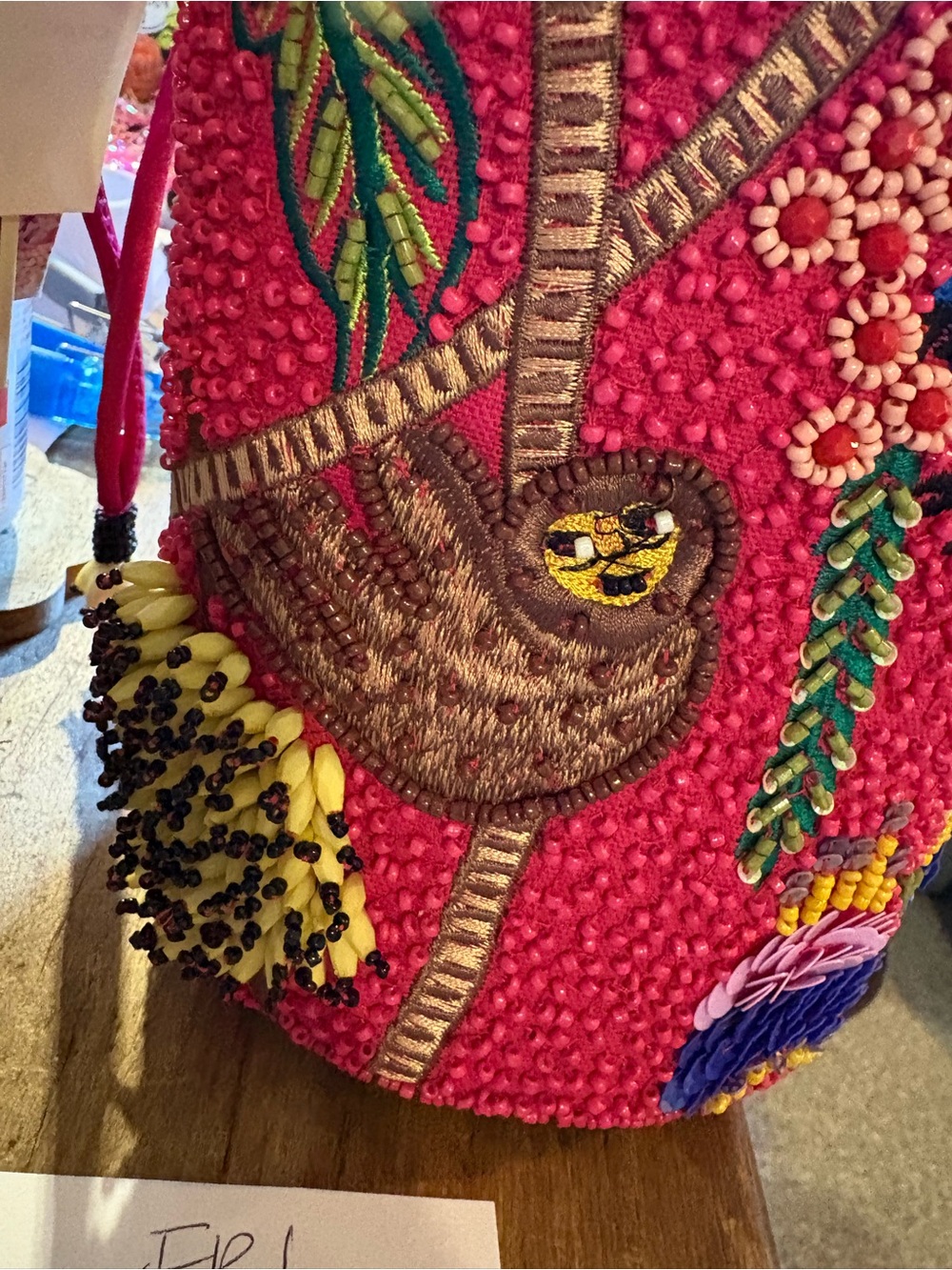 Hand-Embroidered Hot Pink Beaded Drawstring Mini Bag Viral Sloth Macaw Palm Tree - Picture 7 of 7